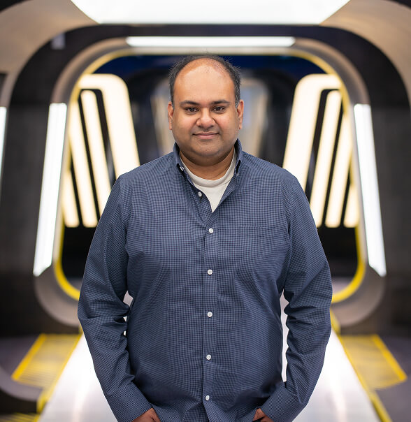 Anshuman Srivastava (’00)