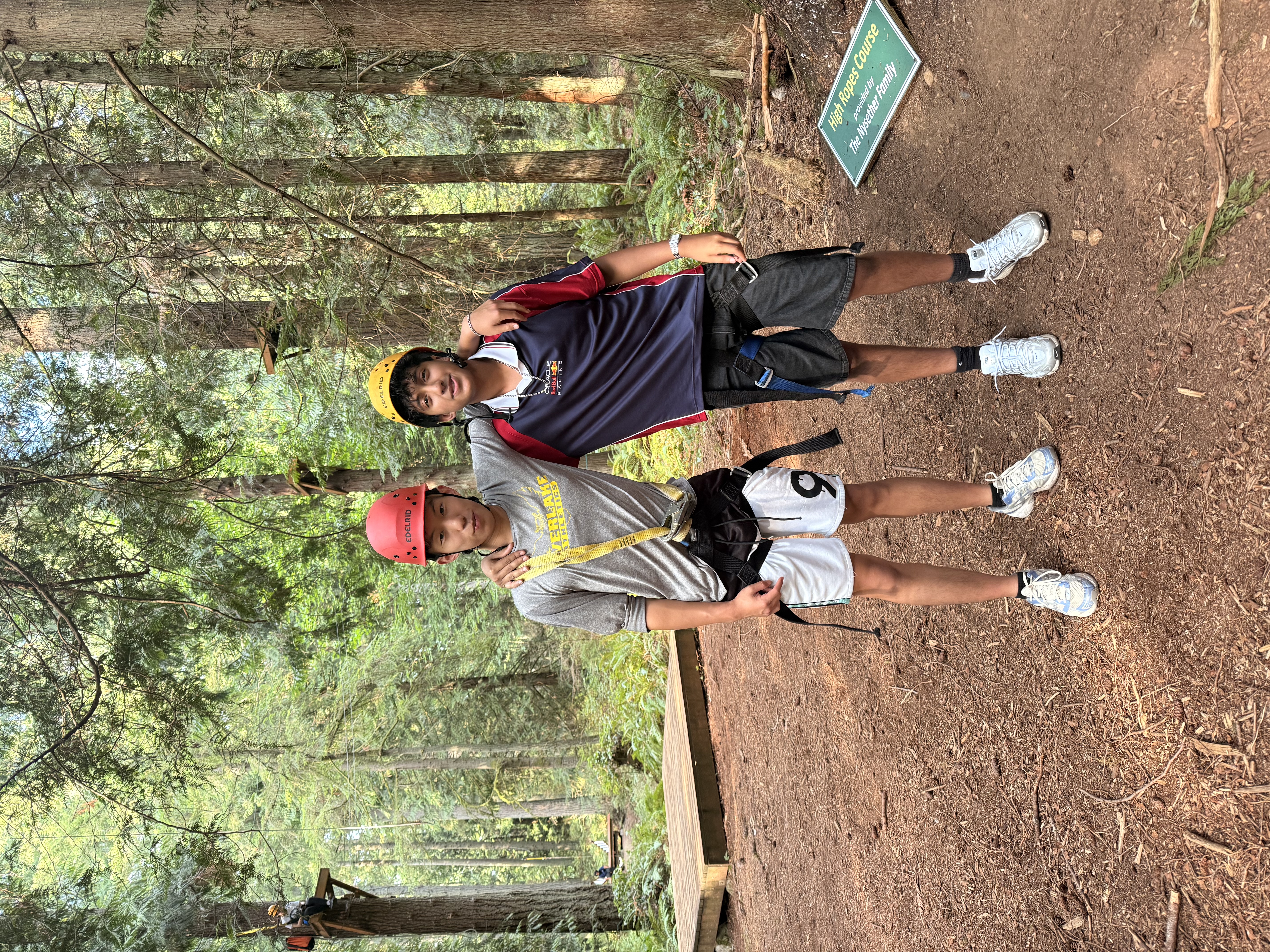 students from ropes course