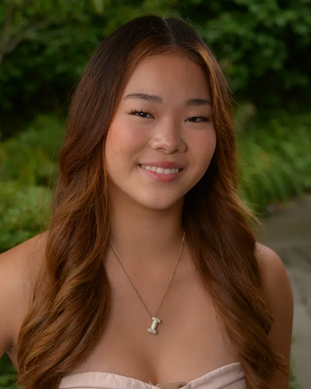 Isabel, Class of 2027