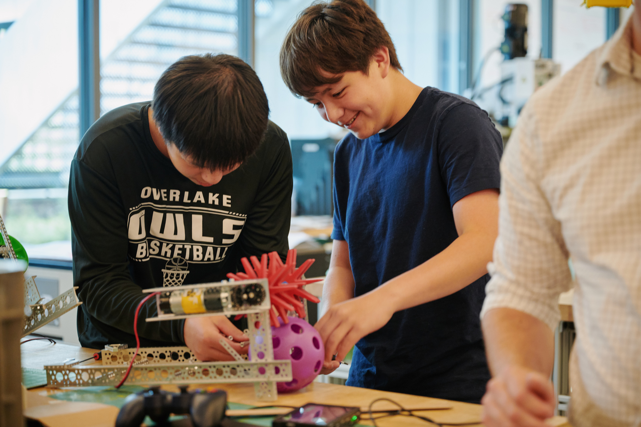 students working on robotics