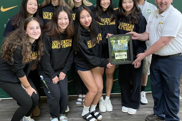 Girls Tennis