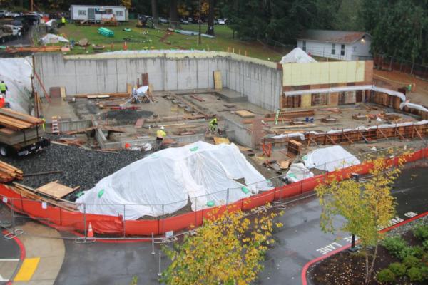 student & community center